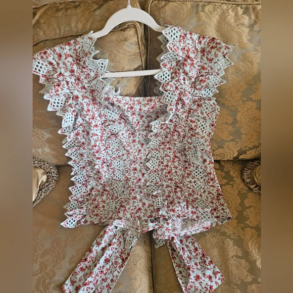 NWOT Anthropologie Blue Tassel Trina floral dark red/ mint embroidered top - Picture 1 of 14